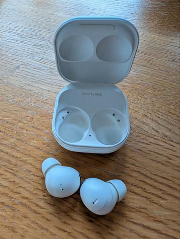 Samsung Galaxy Buds 2 - White beschikbaar voor biedingen