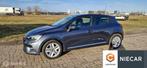 Renault Clio 1.0 TCe Intens Navi/Keyless/Cruise, 47 €/maand, Te koop, Zilver of Grijs, Geïmporteerd