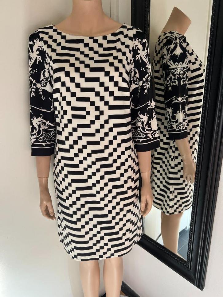 MAX MARA   nette jurk  MAAT 38   ALS NIEUW, Kleding | Dames, Jurken, Zo goed als nieuw, Maat 38/40 (M), Ophalen of Verzenden