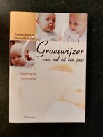 Groeiwijzer van nul tot één jaar - Paulien Bom, Ophalen of Verzenden, Zo goed als nieuw, Opvoeding tot 6 jaar, Paulien Bom