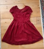 Feestelijke rood kanten jurk, Kleding | Dames, Cai Die Nu, Verzenden, Maat 42/44 (L), Zo goed als nieuw