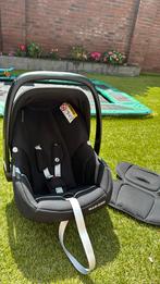 Schone maxi cosi CabrioFix i-size, Ophalen, Autogordel, Zo goed als nieuw, 0 t/m 13 kg