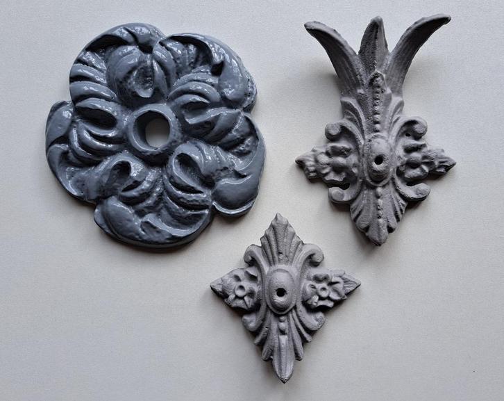 Muurankers gietijzer antiek, Antiek en Kunst, Curiosa en Brocante, Ophalen of Verzenden