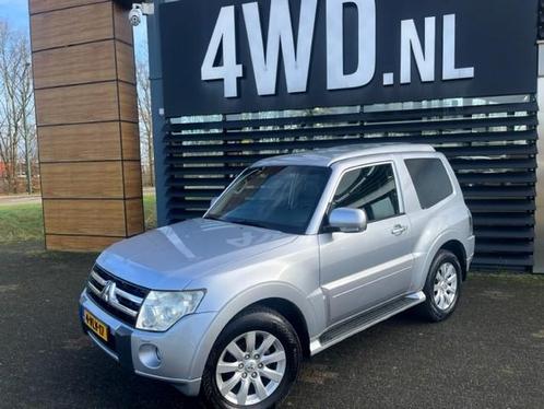 Mitsubishi Pajero 3.2 DI-D AUT 4WD HR VAN / LEDER / CRUISE /, Auto's, Bestelauto's, Te koop, 4x4, ABS, Airbags, Airconditioning