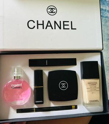 Chanel Make-up Geschenkset - Nieuw beschikbaar voor biedingen