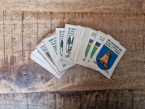 Postzegels met gemeente wapen uit Friesland op papier., Postzegels en Munten, Postzegels | Nederland, Ophalen of Verzenden