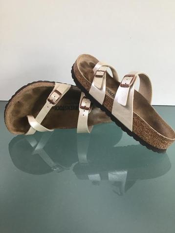 GRATIS VERZENDEN | BIRKENSTOCK Mayari beige slippers 38 beschikbaar voor biedingen