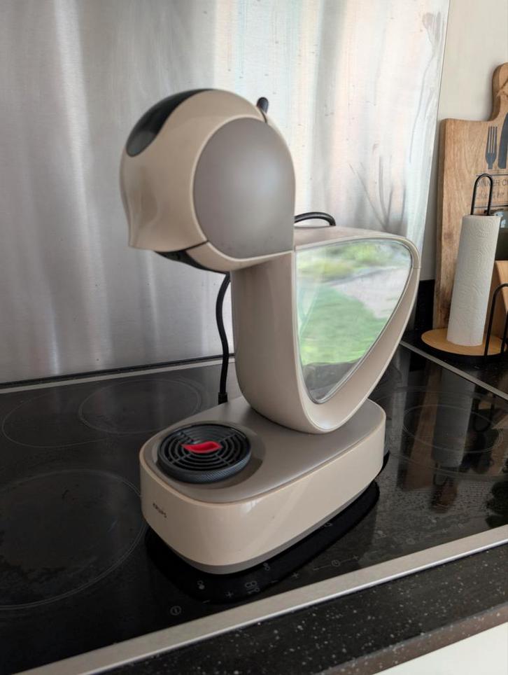 Krups Dolce Gusto Infinissima Touch Taupe, Witgoed en Apparatuur, Koffiezetapparaten, Gebruikt, Koffiepads en cups, Koffiemachine