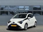 TOYOTA AYGO 1.0 VVT-I X-PLAY LIMITED I CABRIOLET I CAMERA I, Voorwielaandrijving, Stof, Gebruikt, Met garantie (alle)