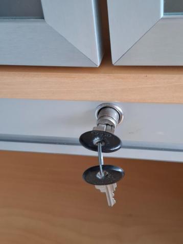 ikea effektiv roldeur hoge kast beuken 215x84x43 2 lades 3pl - afbeelding 6