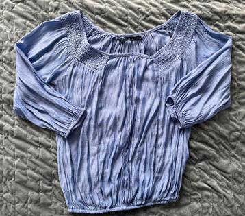 Lichte blauwe Zara Basic blouse maat M tuniek lavendel beschikbaar voor biedingen