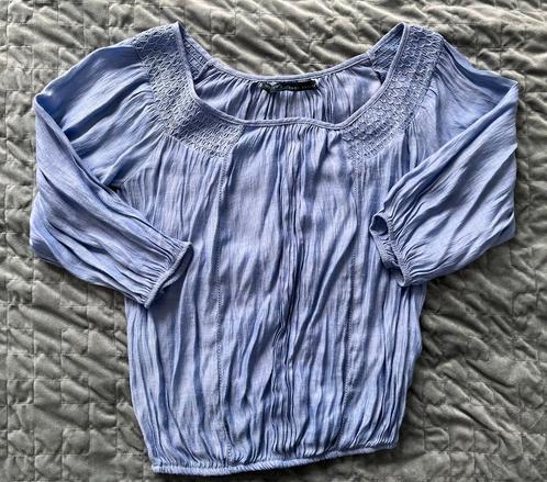 Lichte blauwe Zara Basic blouse maat M tuniek lavendel, Kleding | Dames, Blouses en Tunieken, Zo goed als nieuw, Maat 38/40 (M)