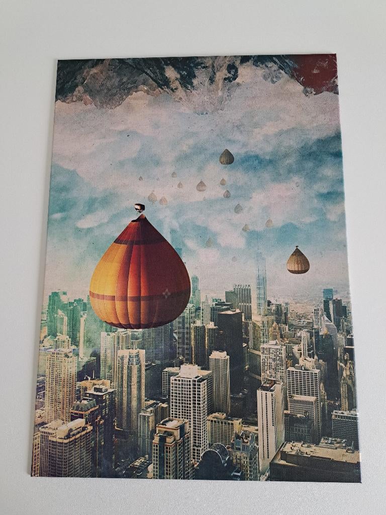 Displate metalen poster – stad met ballonnen, Verzamelen, Gebruikt, Rechthoekig Liggend, Ophalen of Verzenden, A1 t/m A3