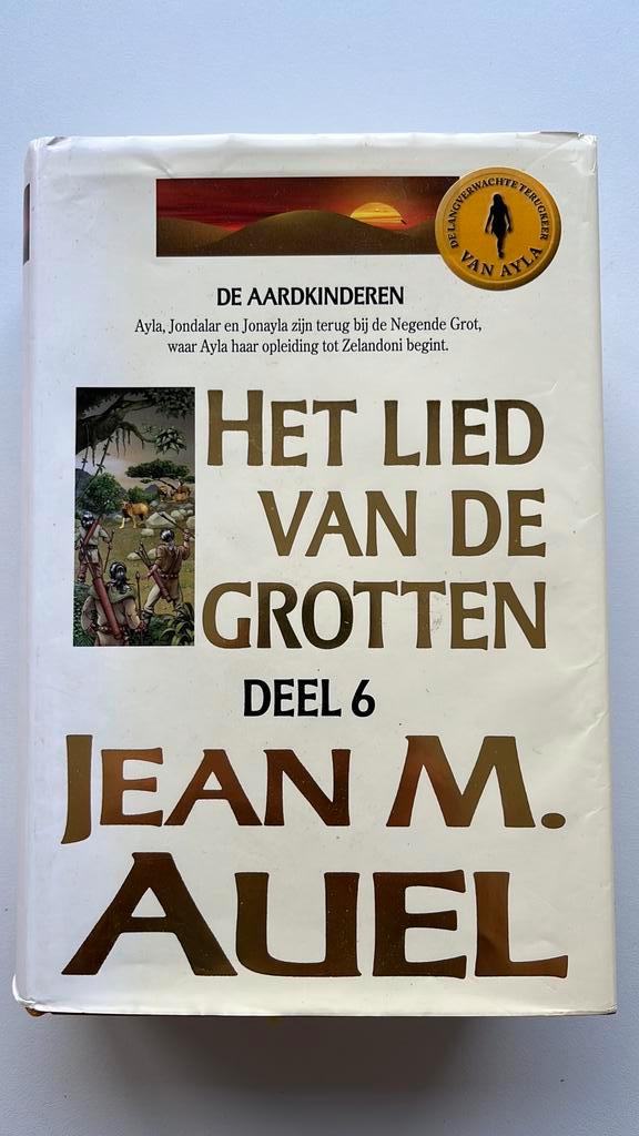 Jean M. Auel - Het lied van de grotten, Boeken, Romans, Zo goed als nieuw, Ophalen of Verzenden