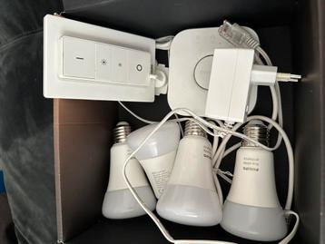 Philips Hue starter kit E27 - white beschikbaar voor biedingen