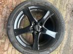 Winterbanden inclusief velgen 235/45 R17, Auto-onderdelen, Banden en Velgen, Ophalen, Gebruikt, Banden en Velgen, 17 inch