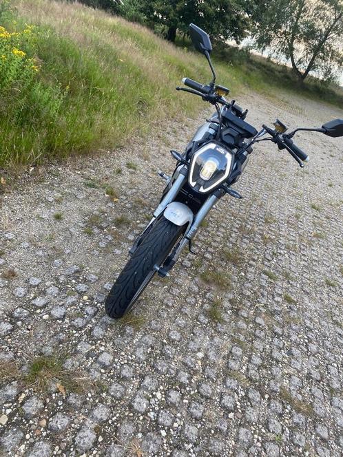 Super Soco Tsx met 2 gekeurde batterijen, Fietsen en Brommers, Brommers | Overige merken, Zo goed als nieuw, Maximaal 45 km/u