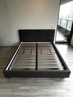 Gestoffeerd Bed Parsberg – Grijs – 160x200 cm, Ophalen, Verstelbaar, Zo goed als nieuw, Twijfelaar