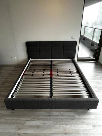 Gestoffeerd Bed Parsberg – Grijs – 160x200 cm beschikbaar voor biedingen
