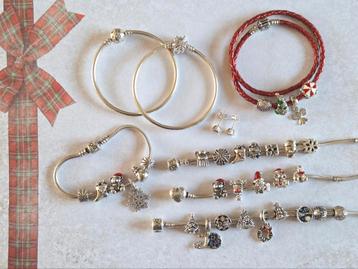 ZILVEREN PANDORA ARMBANDEN EN KERST BEDELS 🎄🎁🎅   beschikbaar voor biedingen