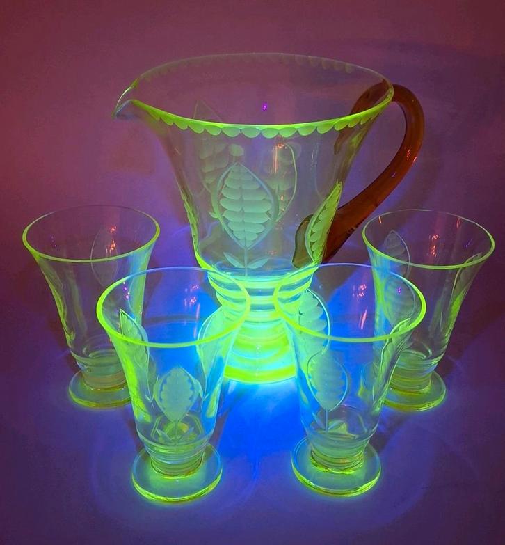 Set Antiek Art Deco Uranium Glas, Antiek en Kunst, Antiek | Glas en Kristal, Ophalen of Verzenden