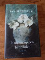 Jan Siebelink - Knielen op een bed violen, Gelezen, Jan Siebelink, Ophalen of Verzenden