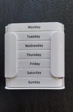 Pillendoos voor 7 dagen met pillenuitdrukker, Ophalen of Verzenden, Nieuw