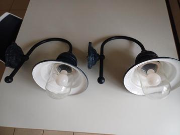 2x Ceggia landelijke buitenlampen gebruikt staat beschikbaar voor biedingen