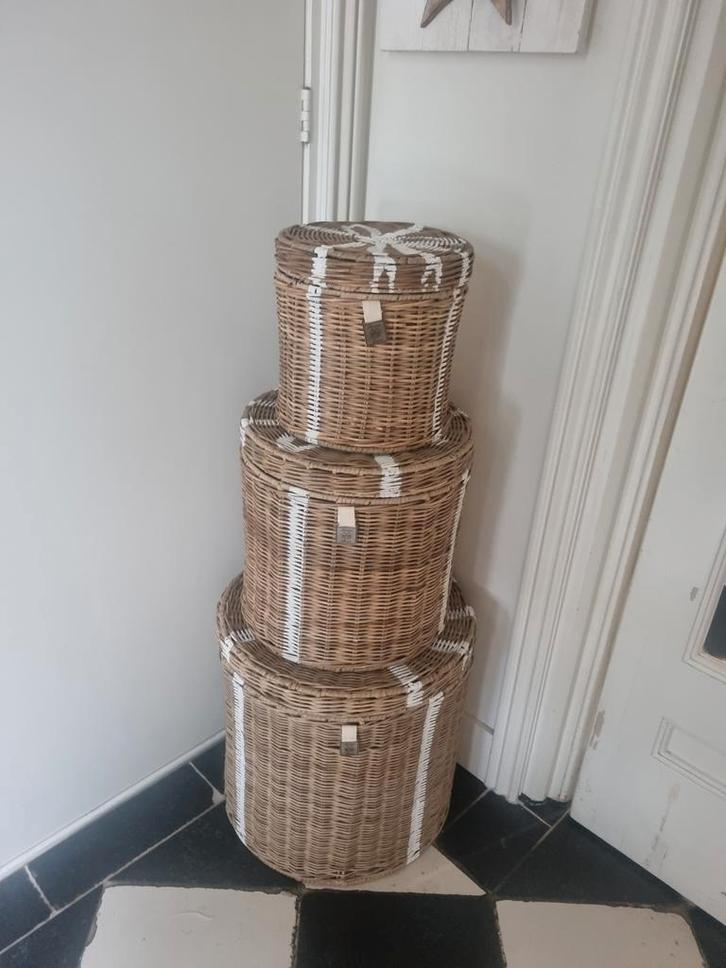Riviera Maison Ronde Mandenset - 3 Stuks, Huis en Inrichting, Woonaccessoires | Kisten, Zo goed als nieuw, Minder dan 50 cm, Minder dan 50 cm