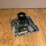 Pegatron M2N68-LA met AMD Quad-Core Processor, Computers en Software, Moederborden, Gebruikt, DDR3, Ophalen of Verzenden, Socket AM3
