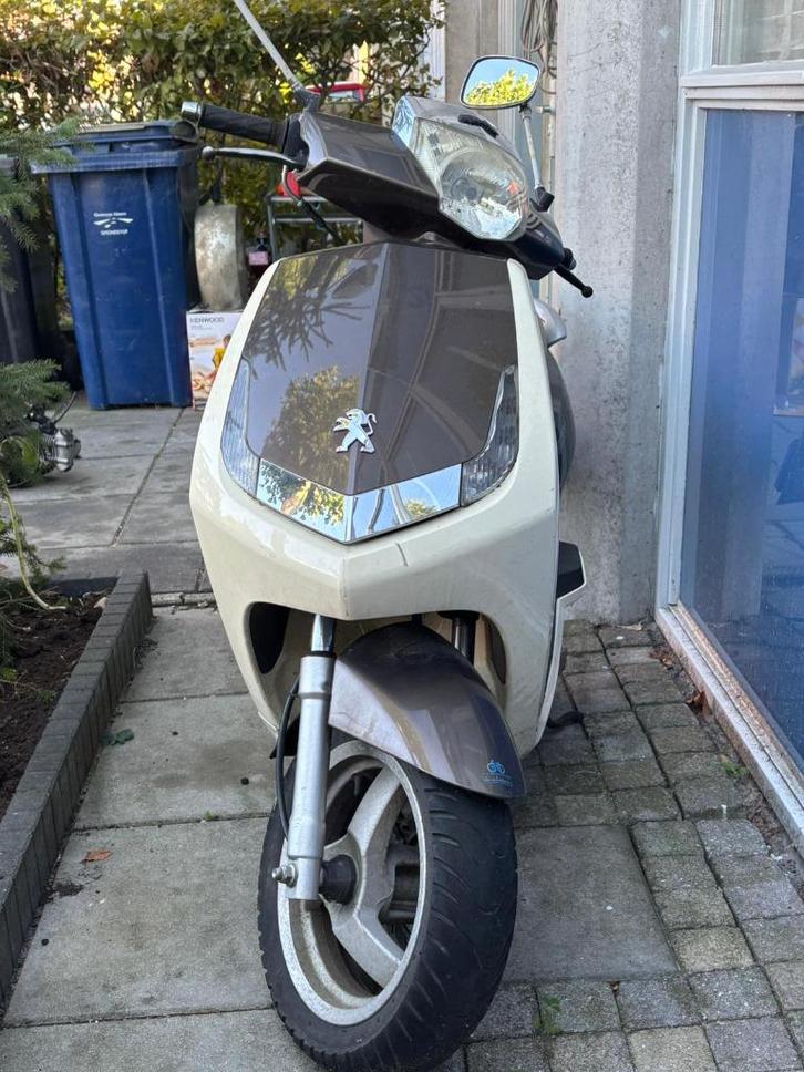 Peugeot Vivacity Project, Fietsen en Brommers, Scooters | Peugeot, Gebruikt, Vivacity, Maximaal 45 km/u, Benzine, Ophalen