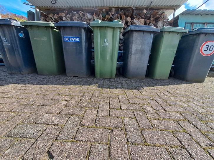 Kliko containers 240L - Afvalcontainers, Huis en Inrichting, Woonaccessoires | Prullenbakken, Gebruikt, Kunststof, 75 cm of meer