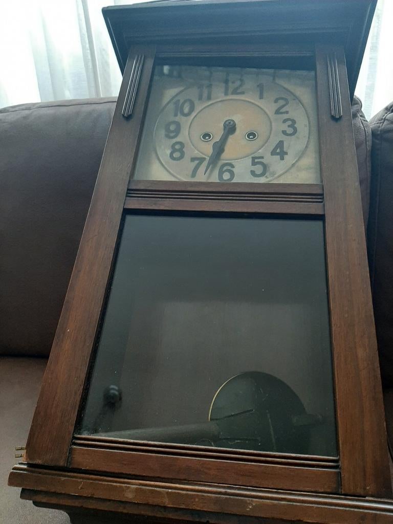 Klok in zeer goede staat loop perfect 35 euro, Ophalen of Verzenden