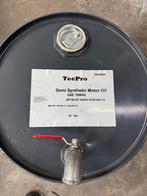 60 liter vat 10W40 motorolie (3/4 vol) met rek en lekbak, Ophalen, Gebruikt, Universele onderdelen