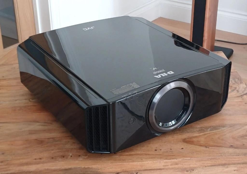 Jvc DLA-X70 Beamer Topmodel Professioneel gecalibreert, Ophalen, Zo goed als nieuw, LCOS, Ultra HD (4K)