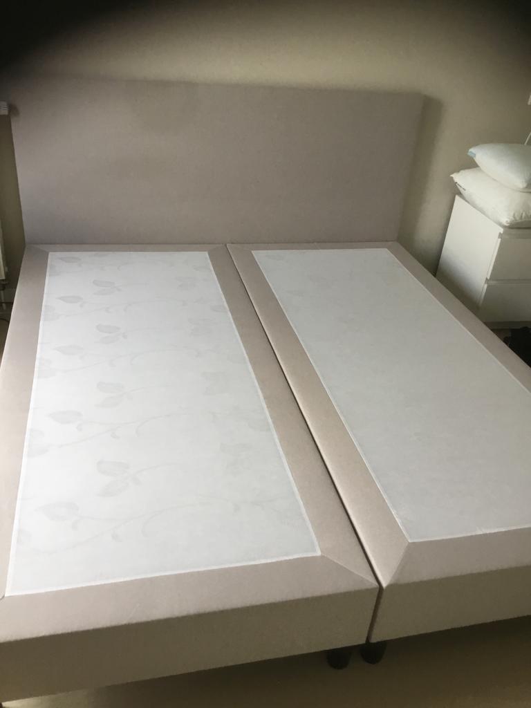 Boxsprings bodem met hoofdbord beige, Ophalen, Gebruikt, Beige, Tweepersoons