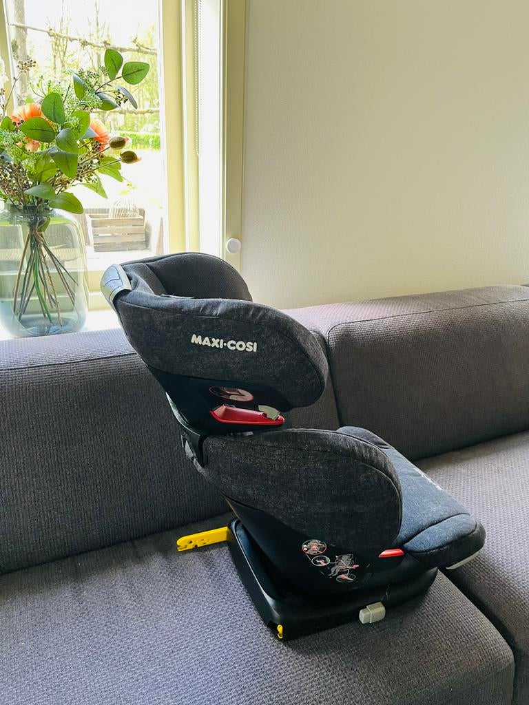 Maxi-Cosi autostoel, Ophalen, Verstelbare rugleuning, 9 t/m 36 kg, Maxi-Cosi