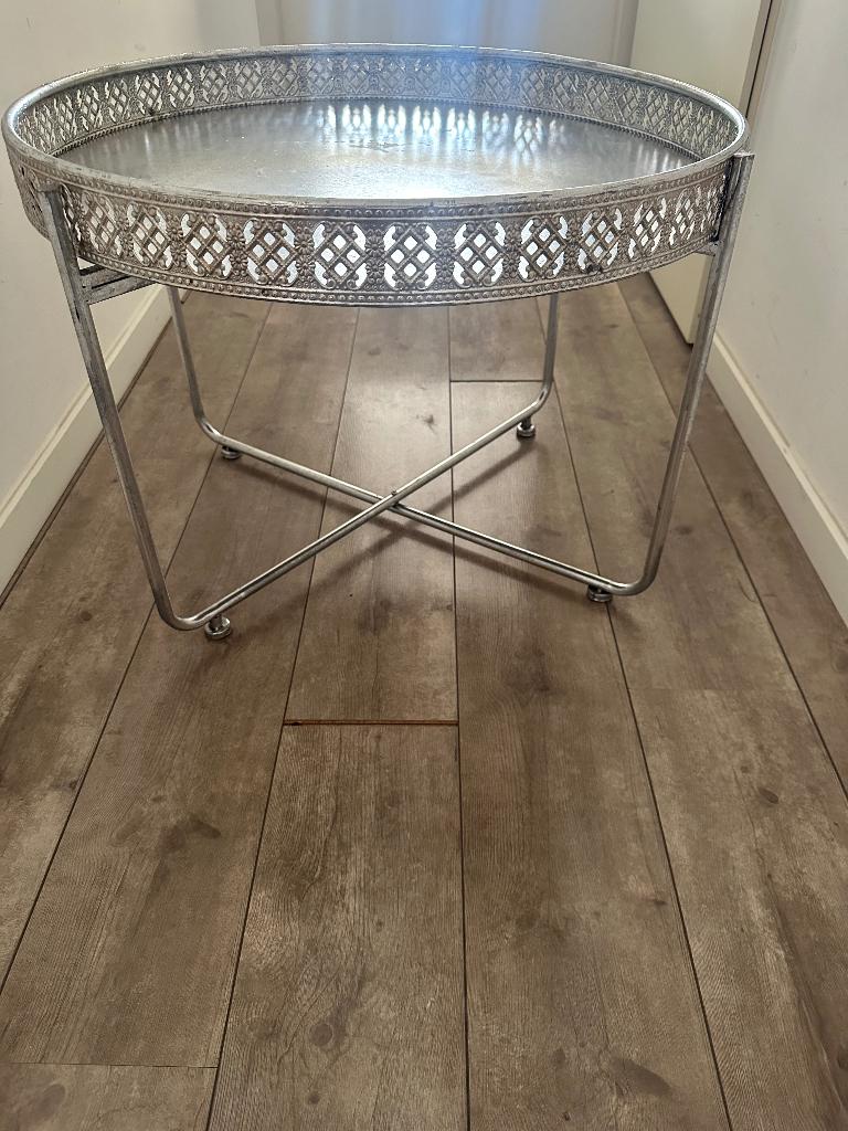 Bijzettafel, Huis en Inrichting, Tafels | Bijzettafels, Minder dan 55 cm, Gebruikt, Metaal of Aluminium, Rond