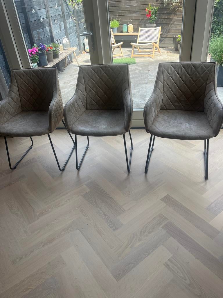 3 eetkamerstoelen, camel kleur Riviera Maison, model Frisco, Ophalen, Gebruikt, Leer, Camel kleurige zit