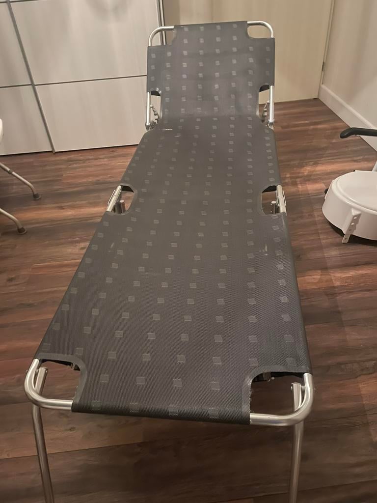 Ligbed nog nieuw, Tuin en Terras, Ligbedden, Ophalen, Zo goed als nieuw, Aluminium