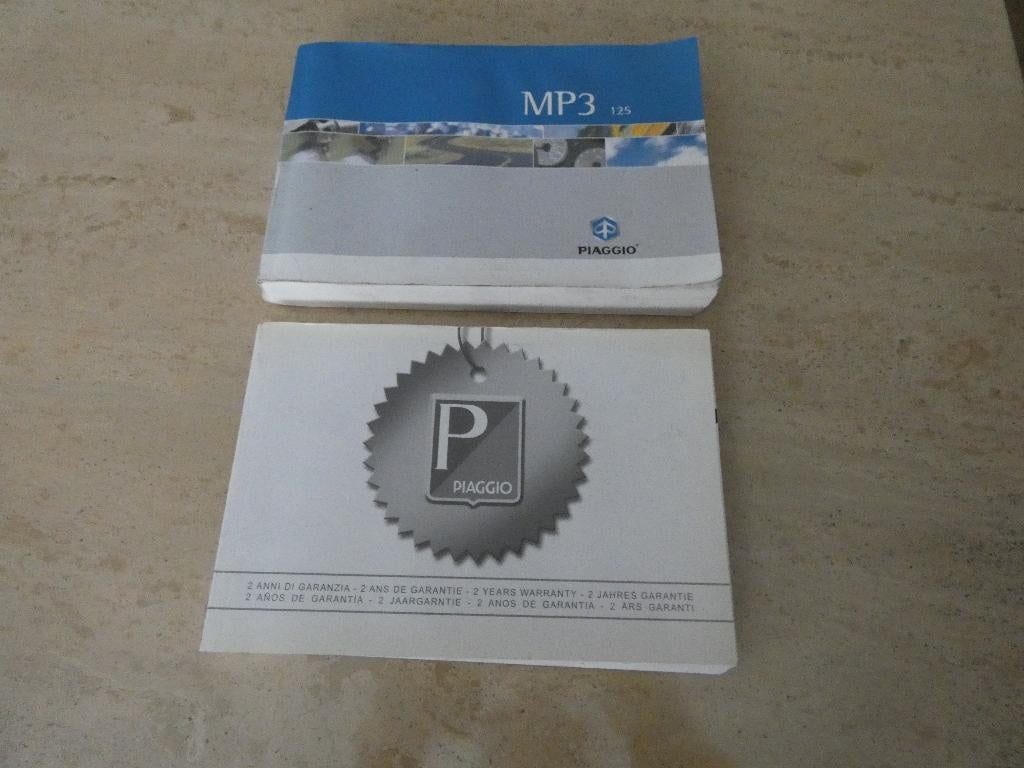 piaggio mp3 handleiding 2005, Ophalen of Verzenden, Overige merken