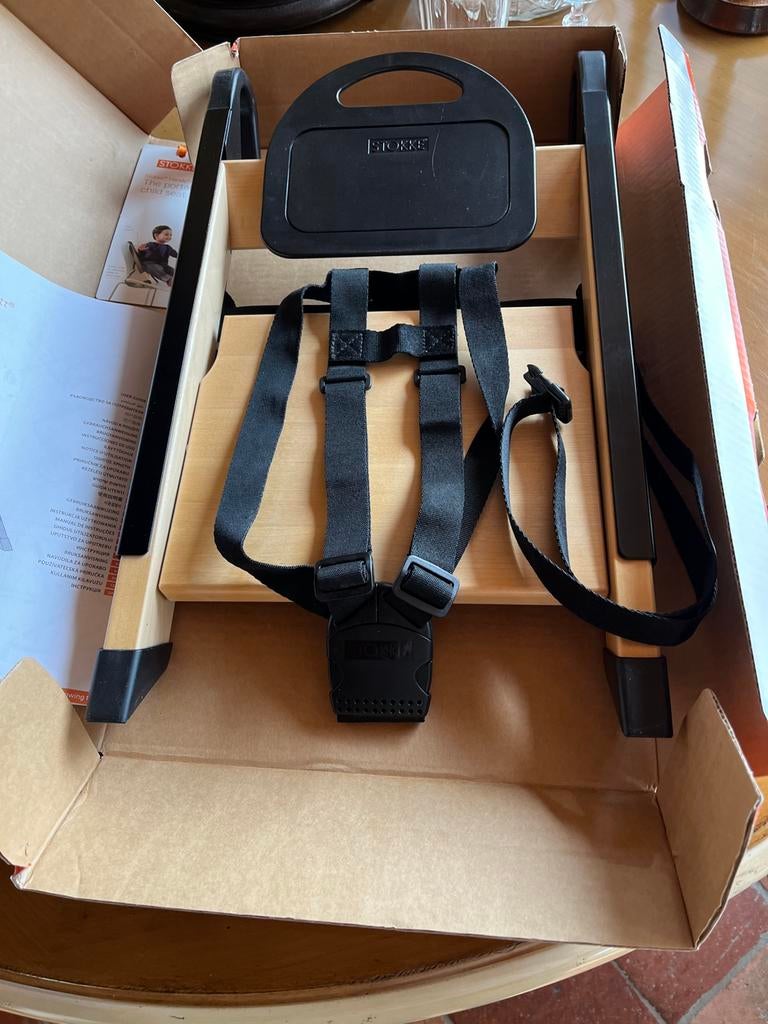 Stokke Handy Sitt zwart met blank hout met doos, Ophalen of Verzenden, Zo goed als nieuw, Meegroeistoel