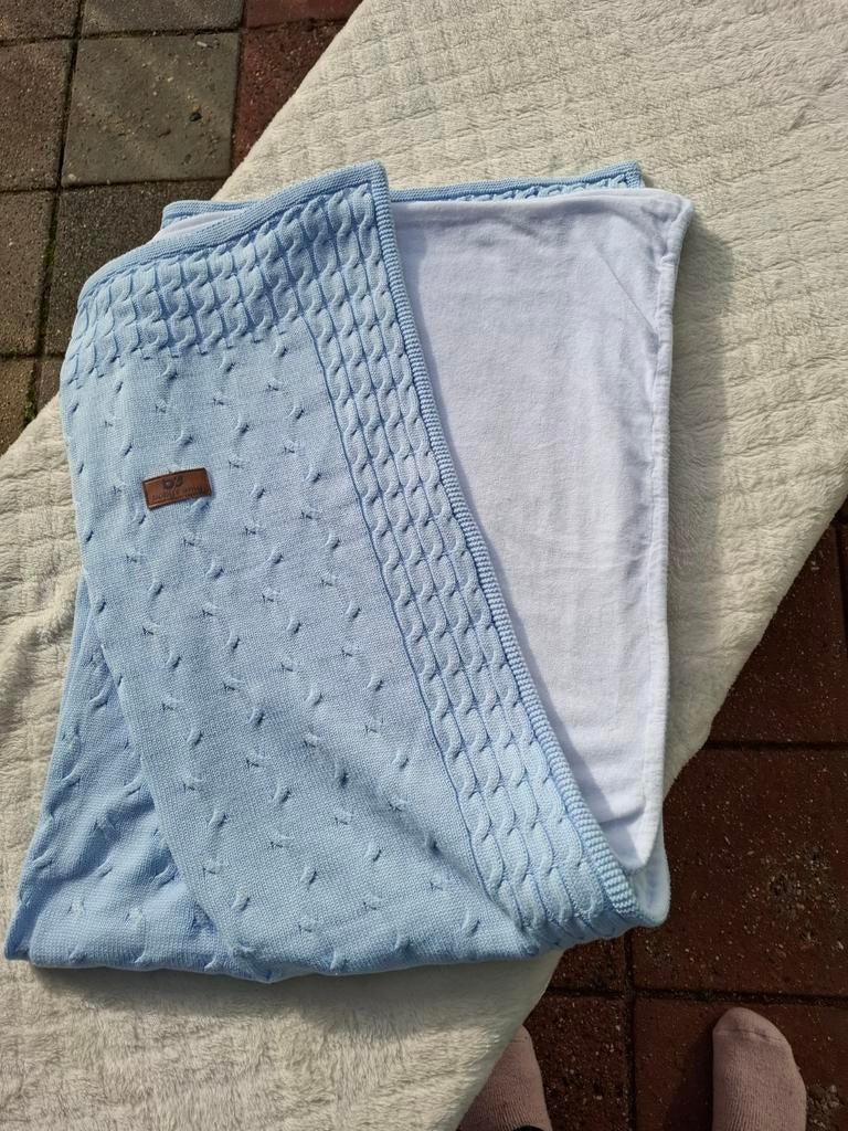 Dekentje, gebreid, licht blauw, Baby's Only., Ophalen of Verzenden, 100 cm of meer, Deken