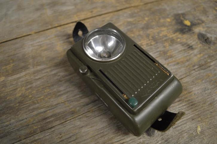 🔦 Seinlamp Varta, Verzamelen, Militaria | Algemeen, Landmacht, Overige typen, Nederland, Ophalen of Verzenden