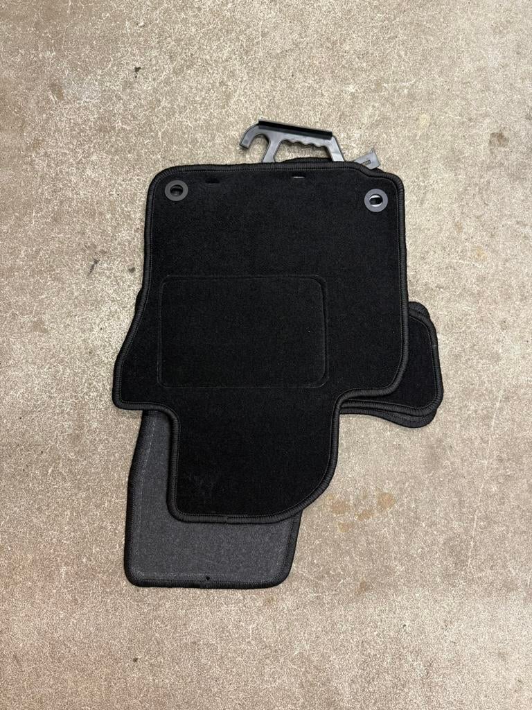 VW Golf V / VI / Sirocco Auto matten set, Ophalen of Verzenden, Nieuw