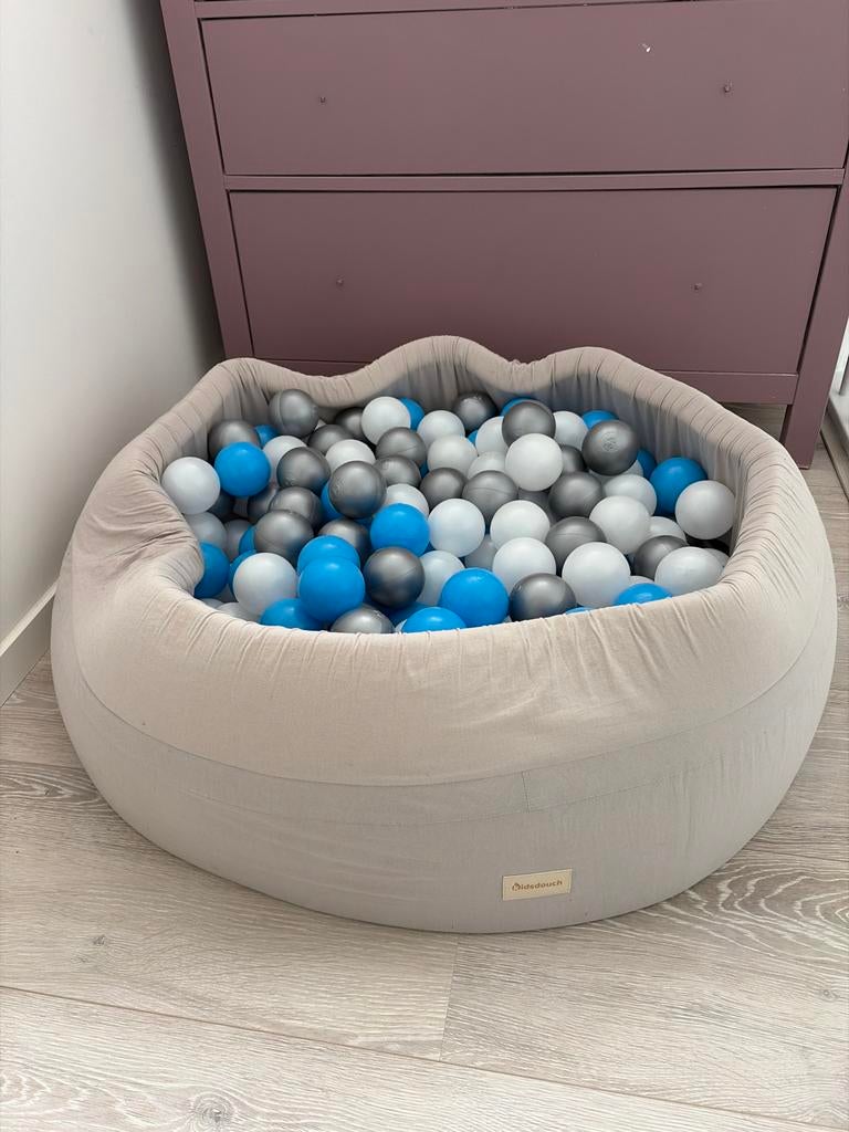 Ballenbak Kidsdouch met ballen, Ophalen, Gebruikt, Jongen of Meisje