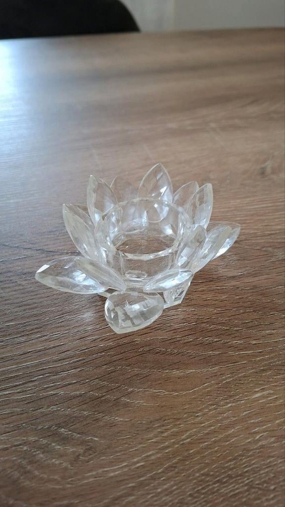 Glazen Lotus Kandelaar - Elegant en Decoratief, Overige materialen, Wit, Ophalen of Verzenden, Zo goed als nieuw