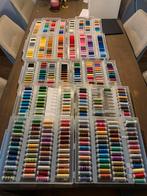 Grote partij Mettler borduurgaren in 5 Sulky opbergboxen, Ophalen of Verzenden, Zo goed als nieuw, Handborduren, Borduurgaren of Zijde