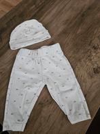 Broekje met mutsje maat 50, Kinderen en Baby's, Babykleding | Maat 50, Zeeman, Gebruikt, Meisje, Ophalen of Verzenden