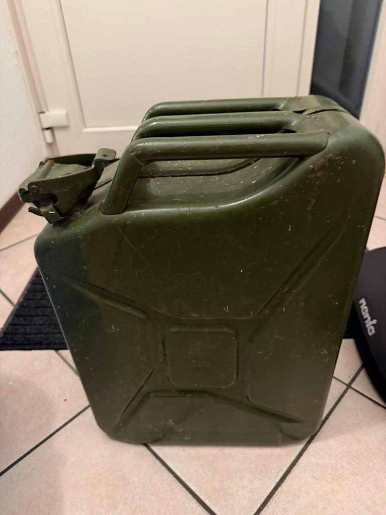 Jerrycan metaal landrovers 20L, Ophalen of Verzenden
